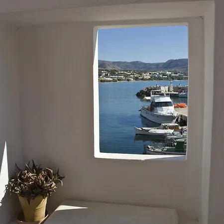τhe White *